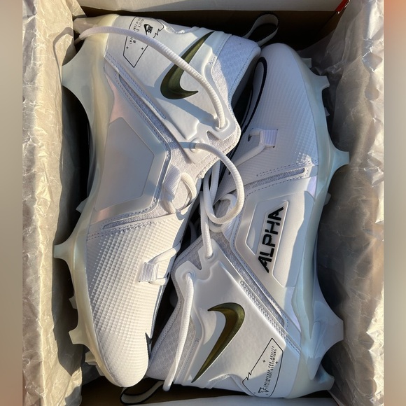 BRAND NEW NIKE ALPHA MENACE PRO 3 FOOTBALL CLEATS - Picture 1 of 8